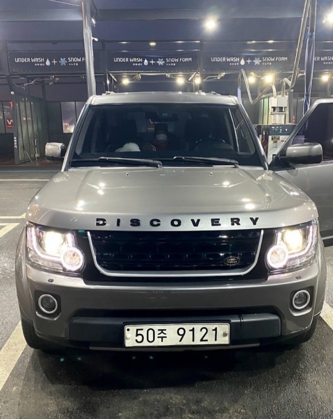 디스커버리 4 L319 3.0 TD V6 SE 매물 썸네일