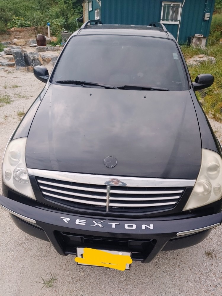 뉴 렉스턴 Y200 7인승(디젤 RX5 EDi) 4WD 최고급 매물 썸네일