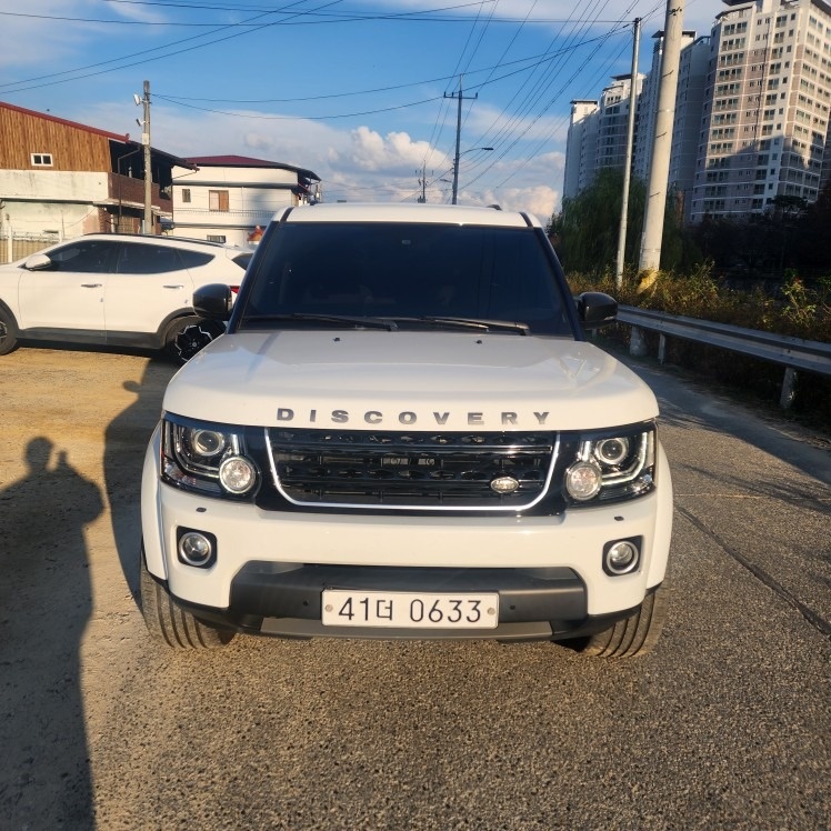 디스커버리 4 L319 3.0 TD V6 매물 썸네일