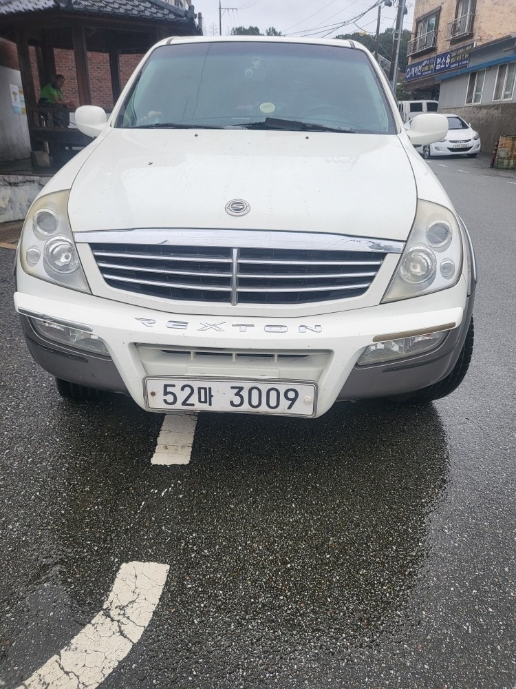 뉴 렉스턴 Y200 7인승(디젤 RX5 EDi) 4WD 고급 매물 썸네일