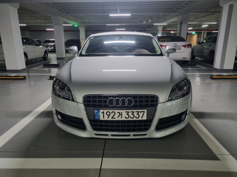 TT 8J 2.0 TFSI 쿠페 (200마력) 매물 썸네일