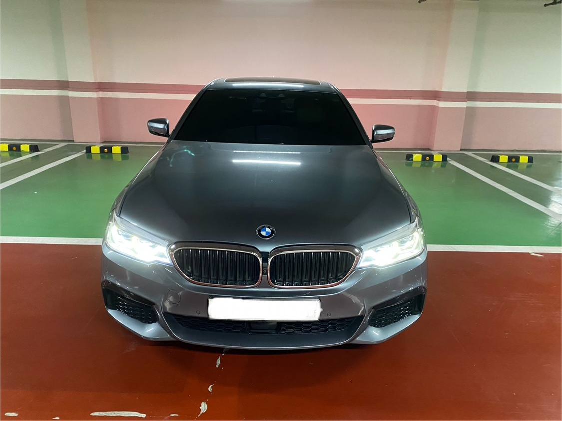 5시리즈 G30 530 i xDrive (252마력)M 스포츠 플러스 매물 썸네일