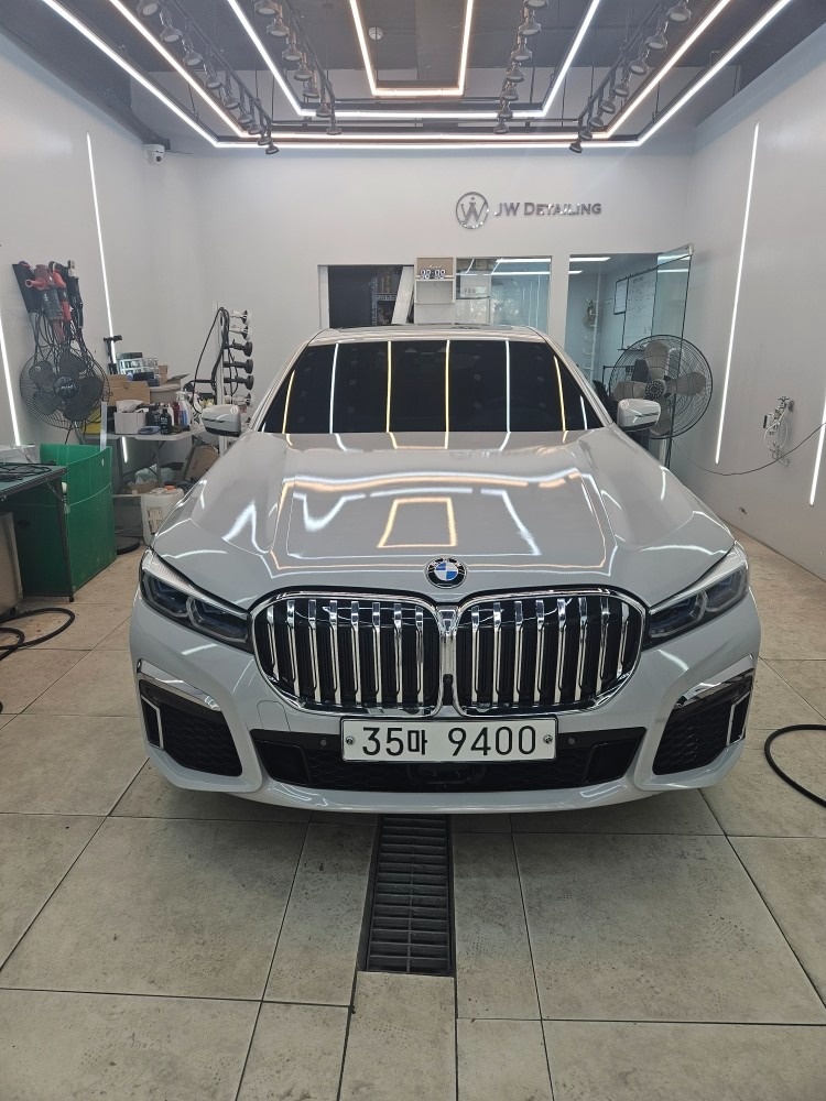 7시리즈 G11 740d xDrive 전기형 (320마력) M Sport 매물 썸네일