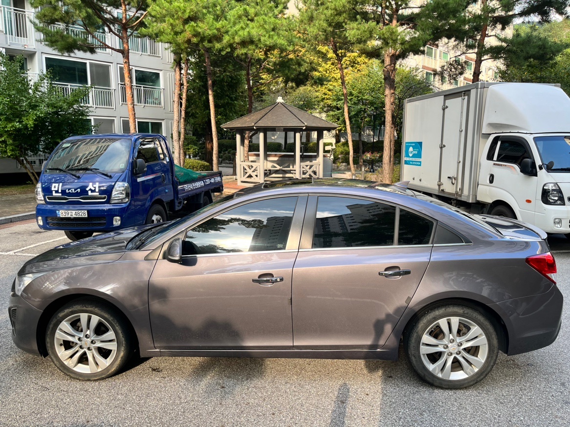 2014년식 크루즈 1.8 LTZ+
 중고차 직거래 (4)