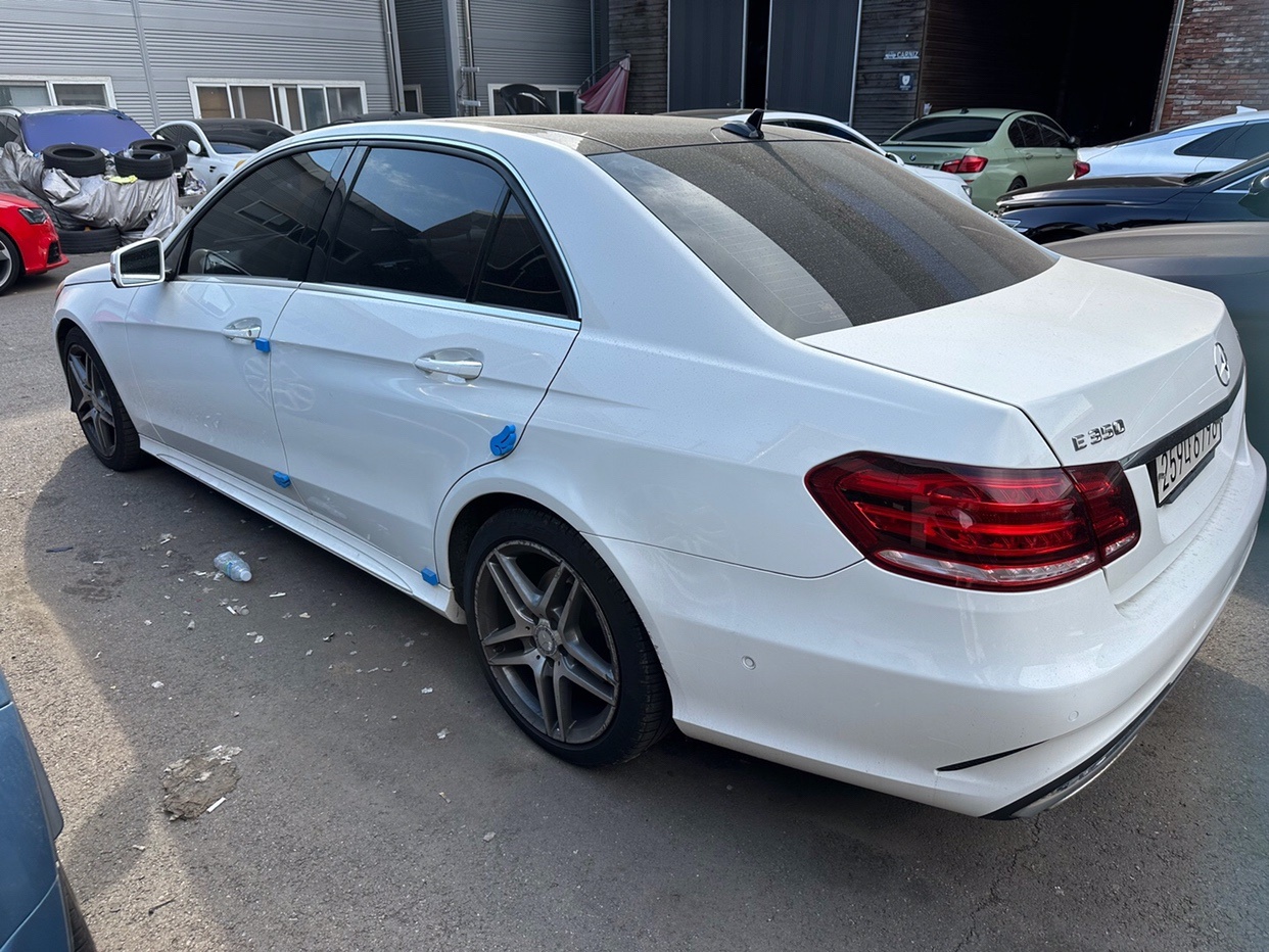 E 클래스 W212 E350 블루텍 4Matic 후기형 (258마력)아방가르드 매물 썸네일