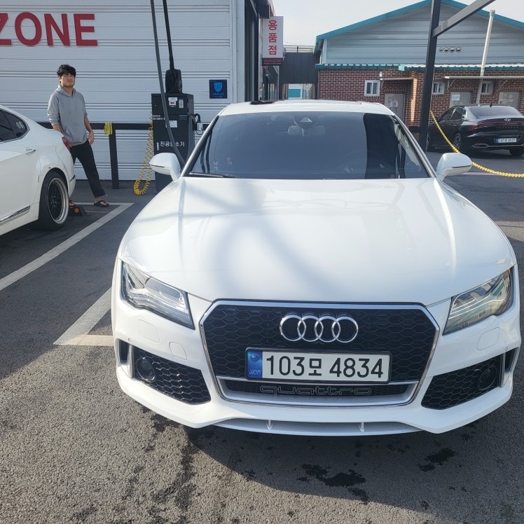 A7 Sportback 4G8 3.0 TFSI 콰트로 (310마력) 매물 썸네일