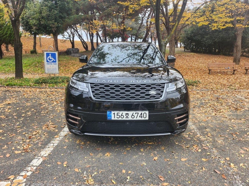 레인지로버 벨라 L560 가솔린 P250 4WD 매물 썸네일