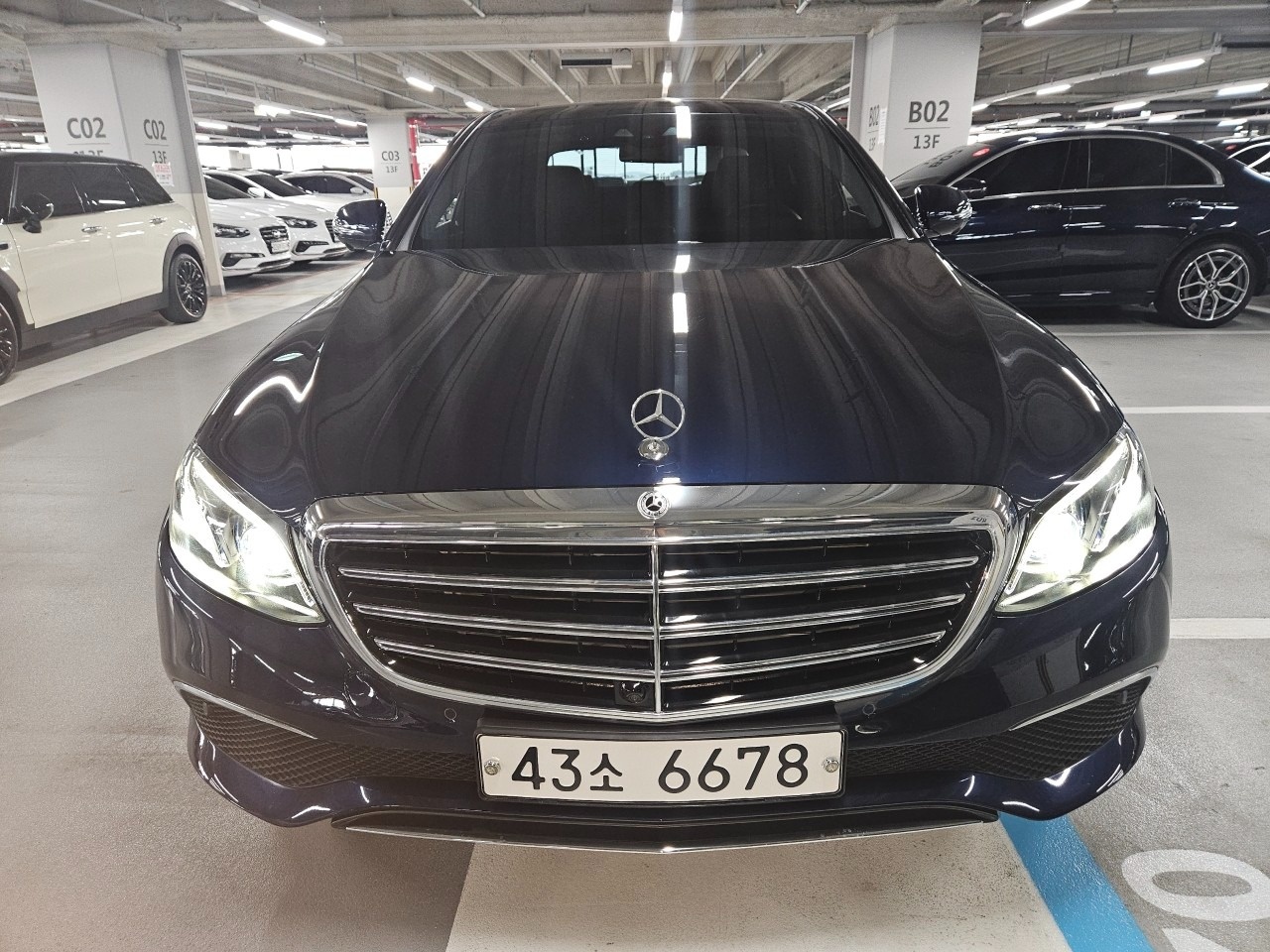 E 클래스 W213 E300 4Matic 전기형 (211마력) 매물 썸네일