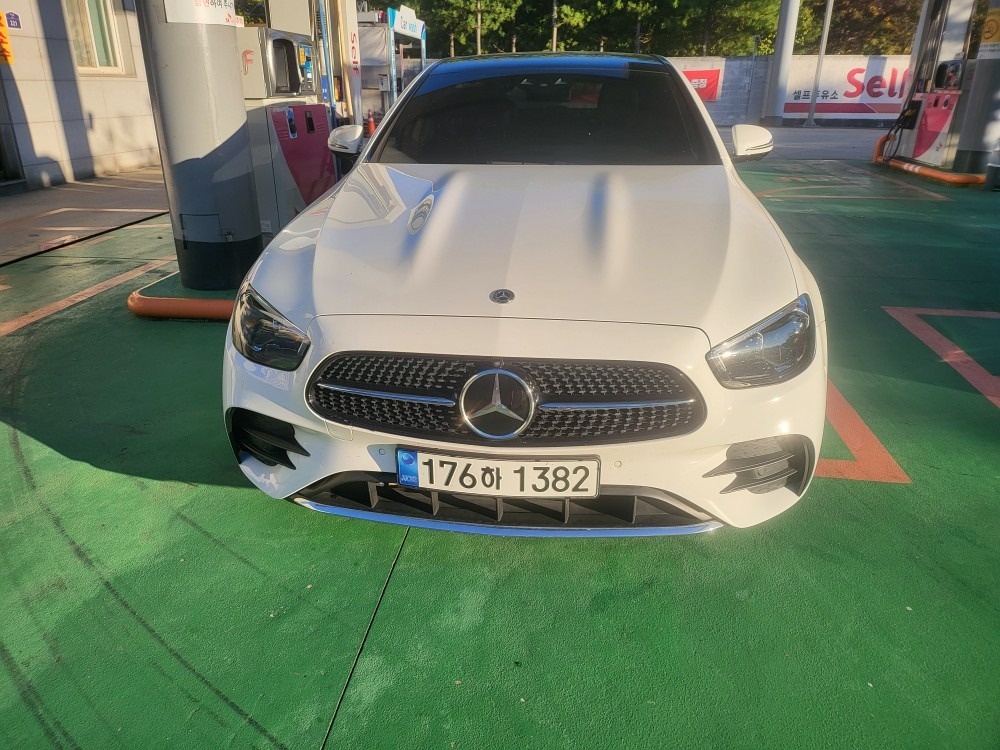 E 클래스 W213 E350 4Matic 후기형 (299마력) 매물 썸네일