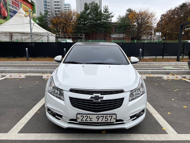 크루즈 J300 4DR 2.0 디젤 FWD LTZ+ 더 퍼팩트 블랙 매물 썸네일