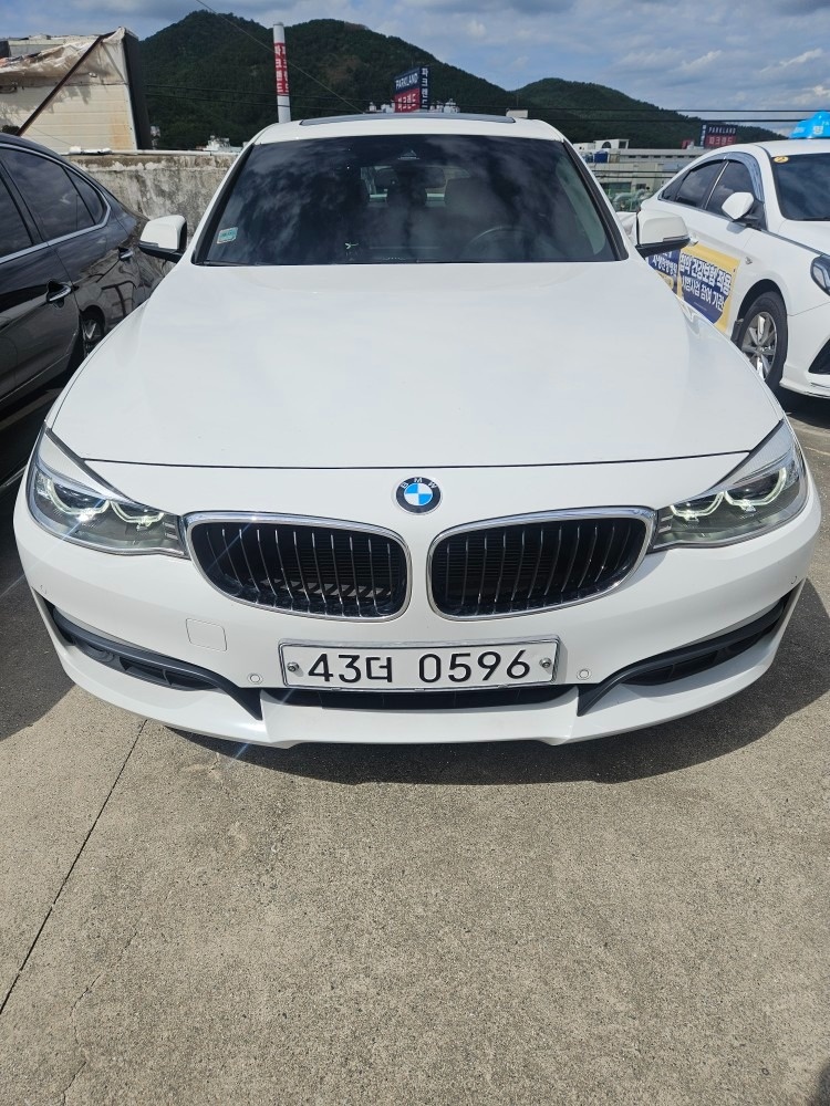 3시리즈 GT F34 GT 320d 페이스리프트 (190마력) 매물 썸네일