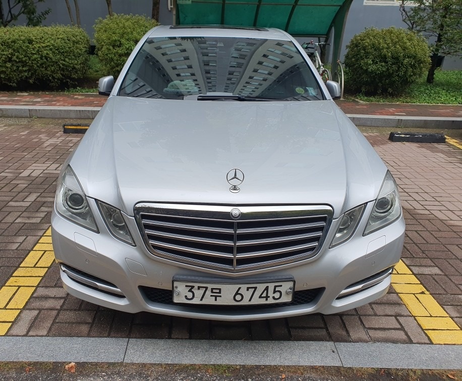 E 클래스 W212 E220 CDI 전기형 (170마력)아방가르드 매물 썸네일