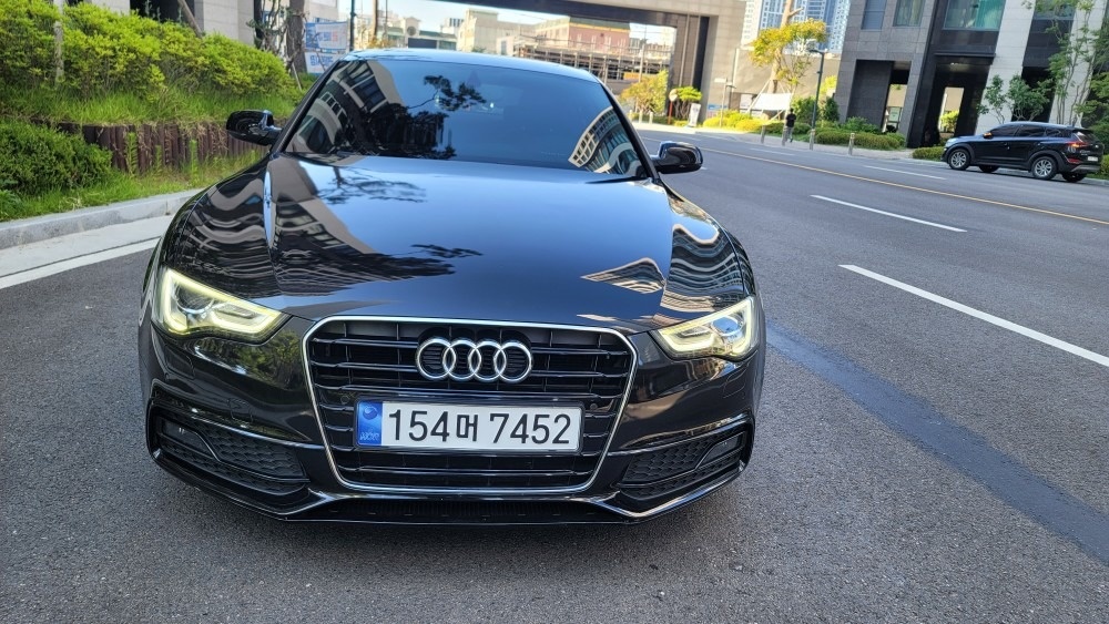 A5 8T 2.0 TDI Sportback 콰트로 (177마력) 매물 썸네일