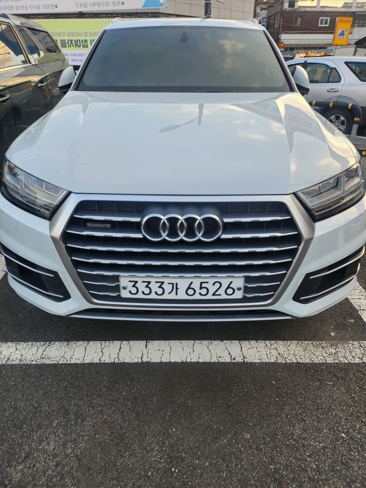 Q7 4M 45 TFSI 콰트로 (252마력) 매물 썸네일