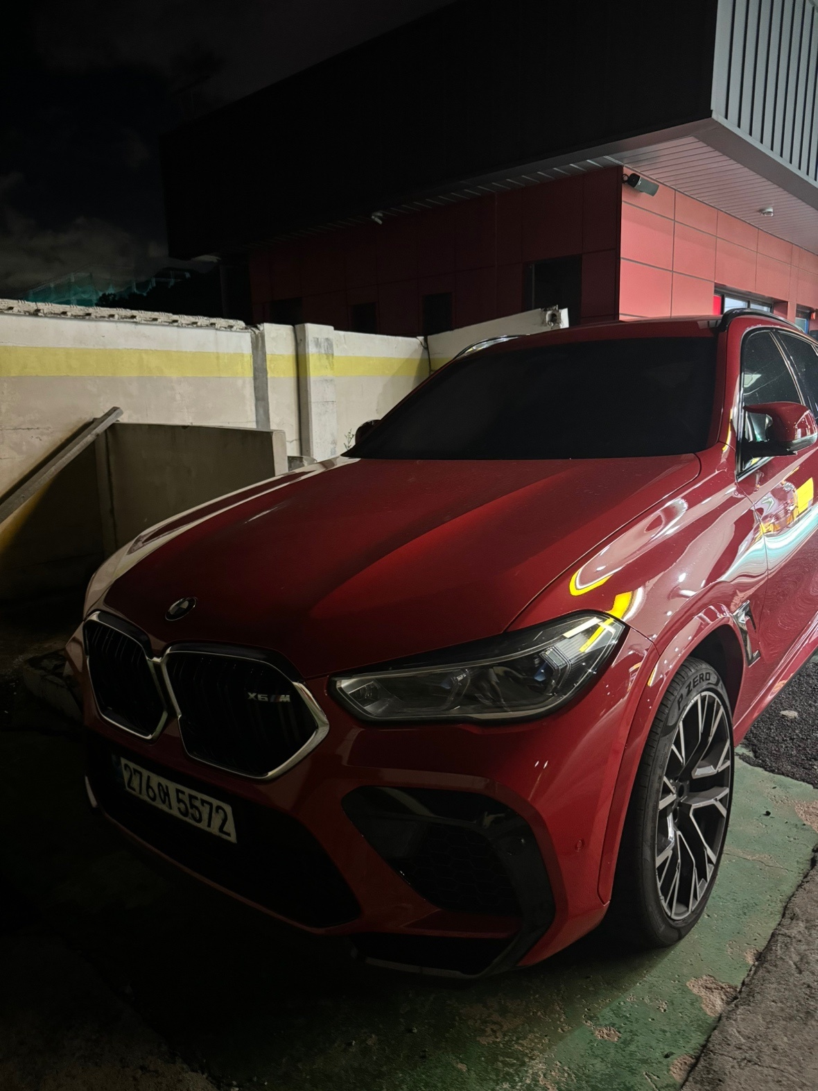 X6 M F96 4.4 xDrive 전기형 (608마력) 매물 썸네일