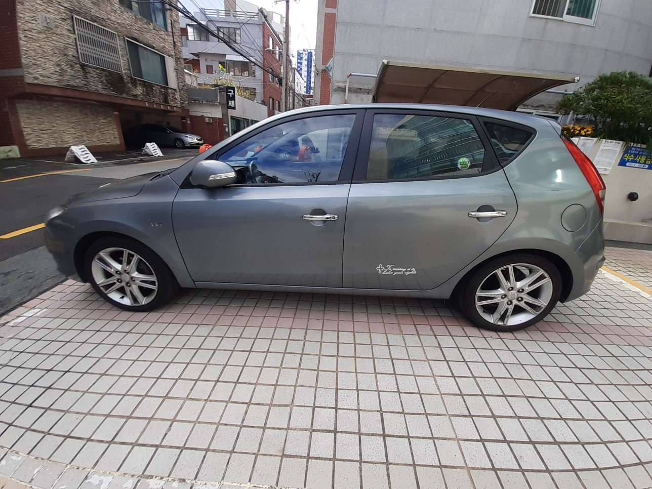 i30 FD 1.6 VVT FWD 프리미어 매물 썸네일