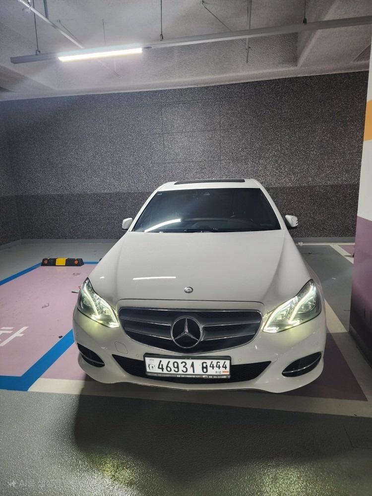 E 클래스 W212 E220 CDI 후기형 (170마력)아방가르드 매물 썸네일