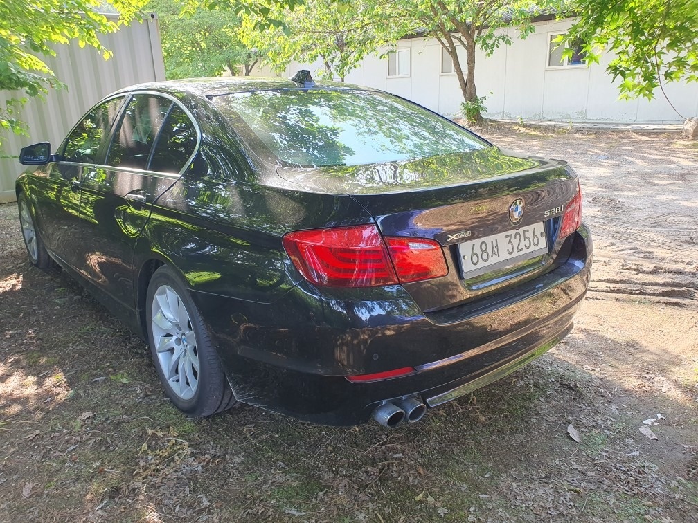 <차량> 
BMW 528i xdriv 중고차 직거래 (2)