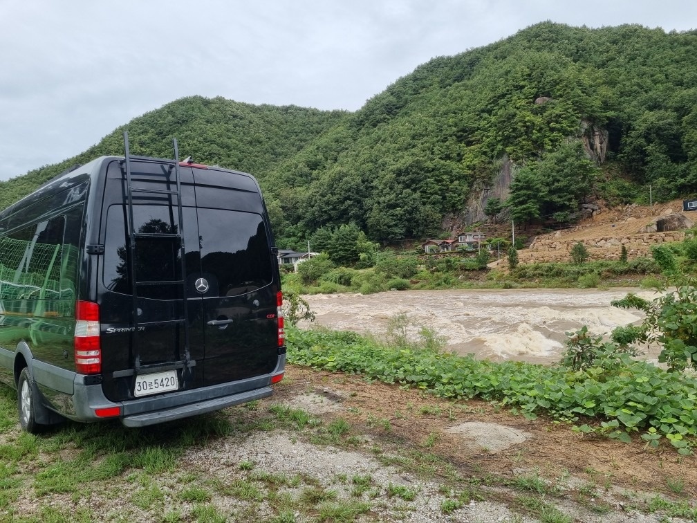 벤츠스프린터중에 젤 길고 높은 엑스트