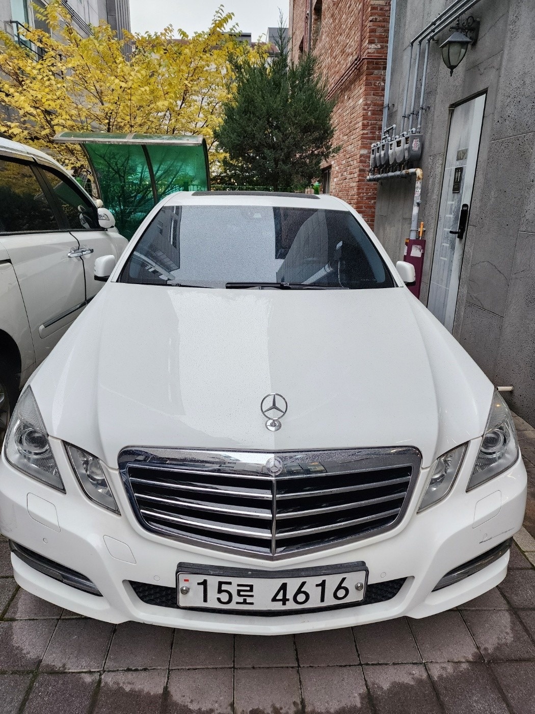 E 클래스 W212 E220 CDI 전기형 (170마력)아방가르드 매물 썸네일