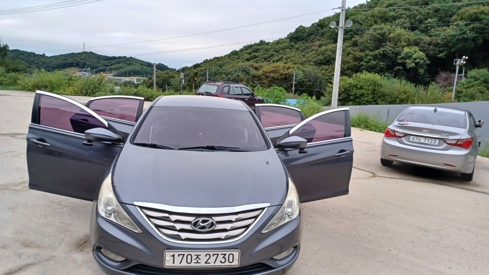 Hyundai sonata yf 중고차 직거래 (2)