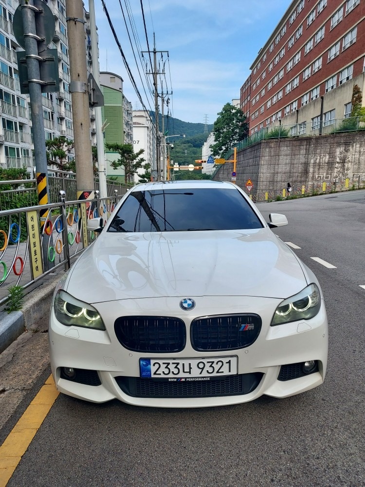 bmw520d 스포츠
무사고차량입니다