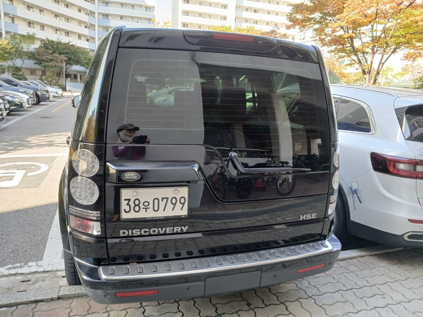 디스커버리 4 L319 3.0 TD V6 매물 썸네일