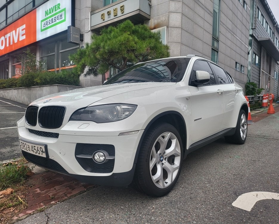 X6 E71 30d xDrive 후기형 (245마력) 매물 썸네일