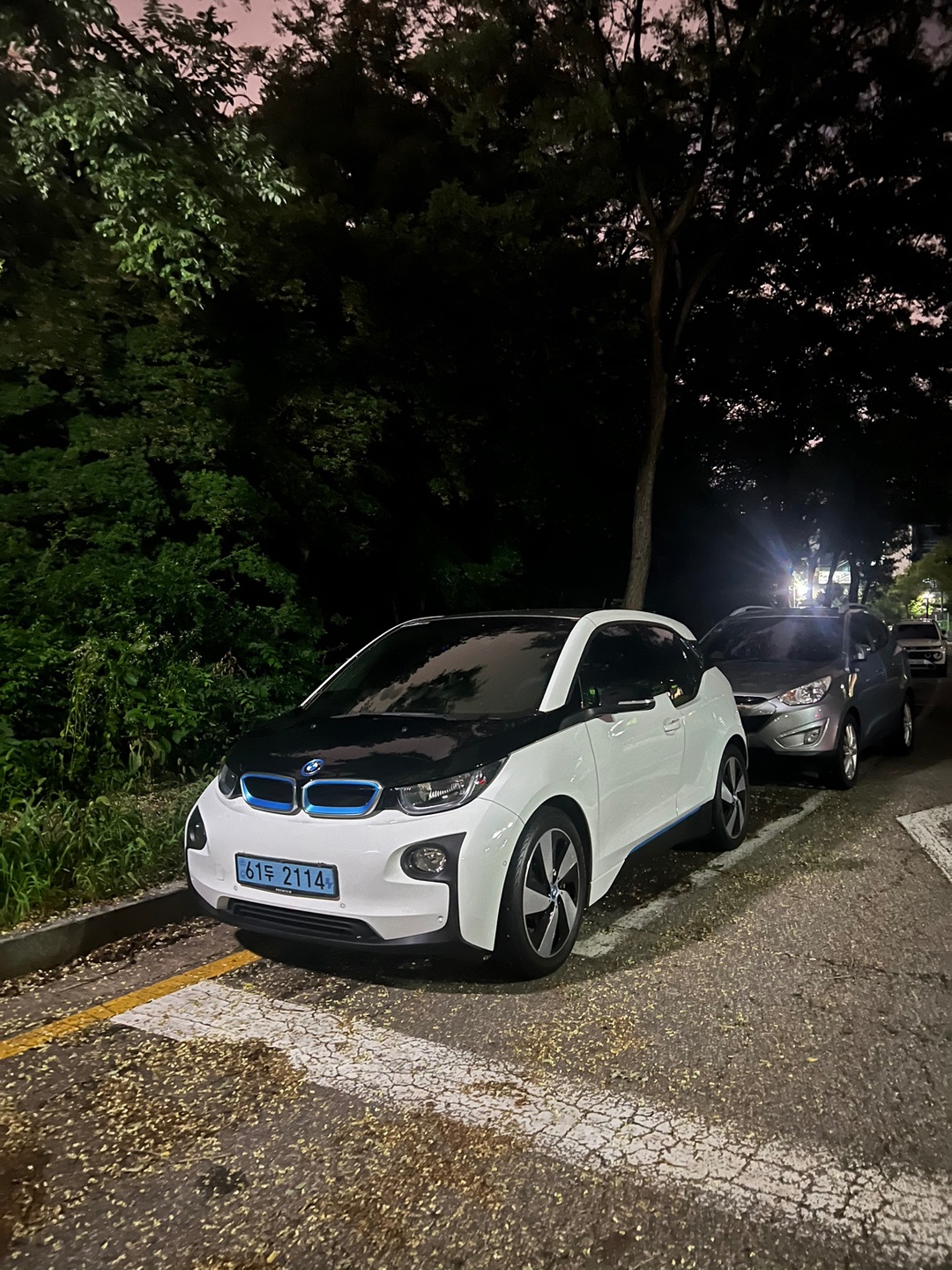 i3 IO1 BEV(22.6kWh) FWD (170마력)룩스 매물 썸네일