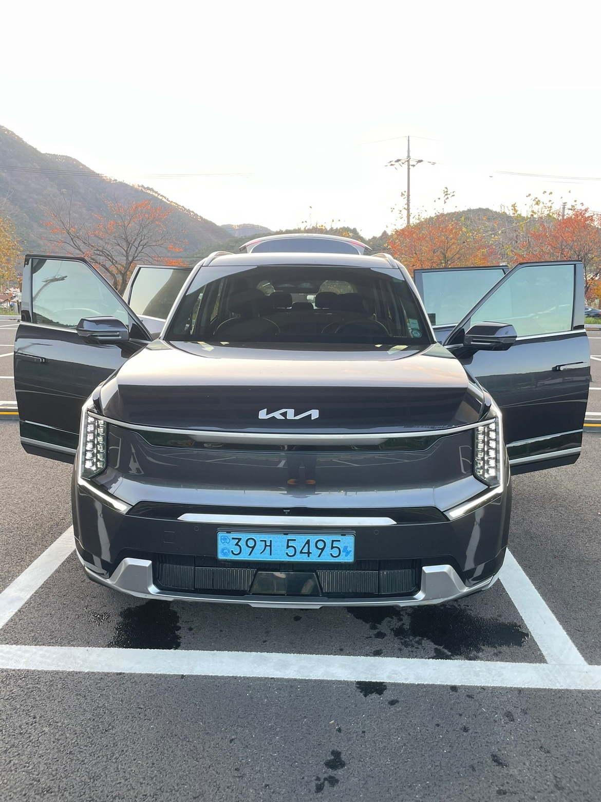 EV9 MV1 BEV(99.8kWh) 4WD 어스(7인승) 매물 썸네일