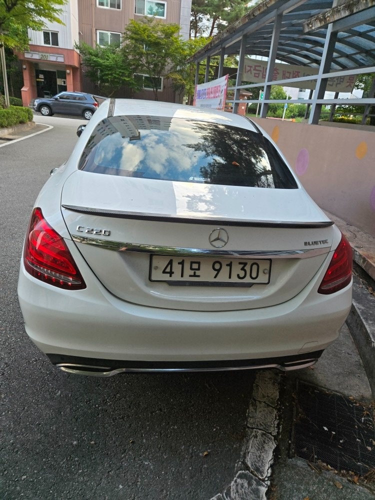 벤츠 C클래스 W205 c220d 차 중고차 직거래 (4)