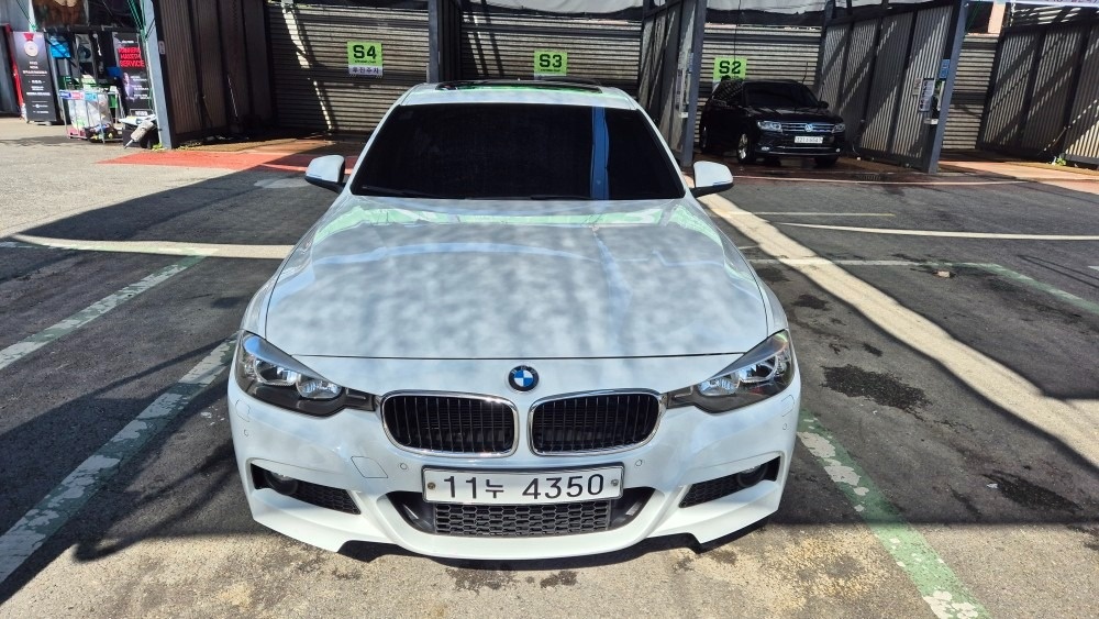 안녕하세요2012년식 bmw320d 