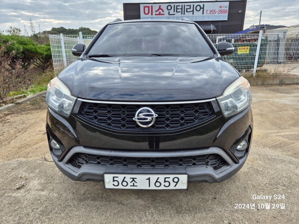 뉴 코란도 C C200 5인승(디젤 2.0) FWD CVT 최고급 매물 썸네일