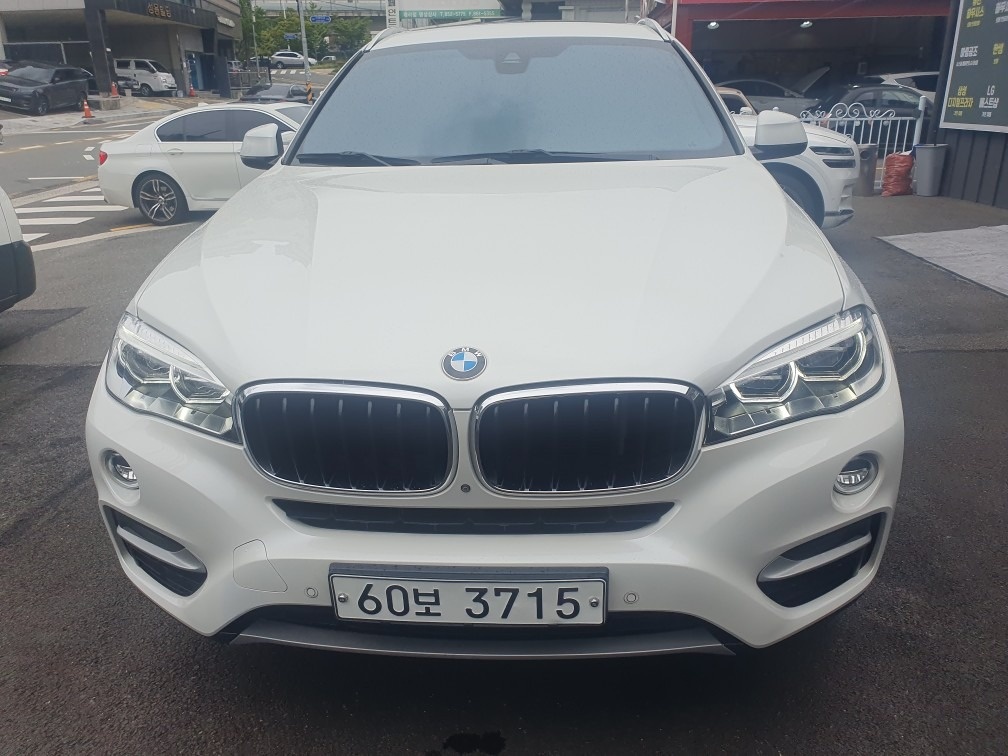 X6 F16 30d xDrive (258마력) 매물 썸네일