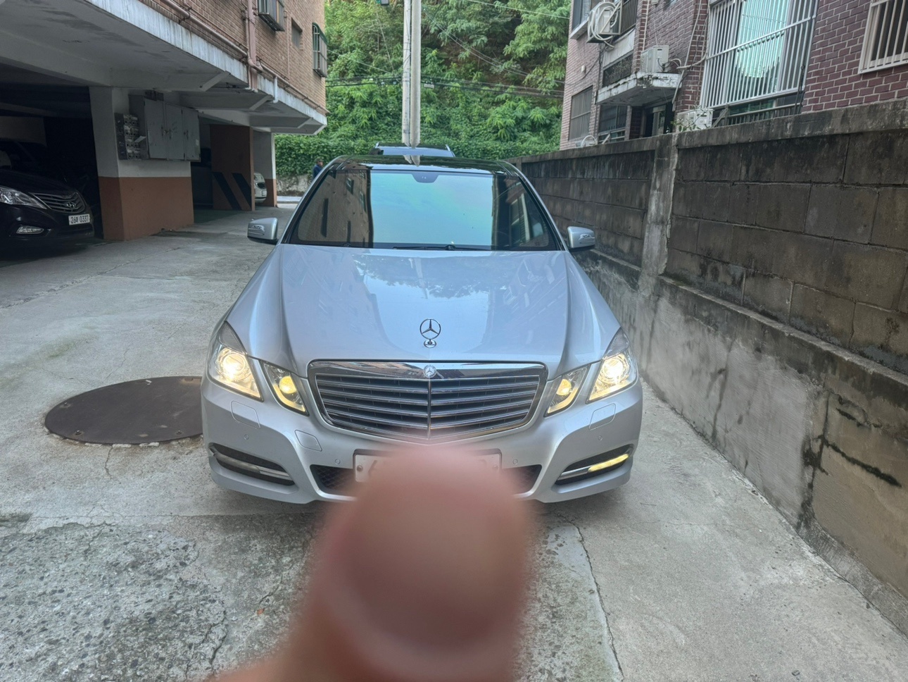 E 클래스 W212 E300 중기형 (245마력)아방가드르 매물 썸네일