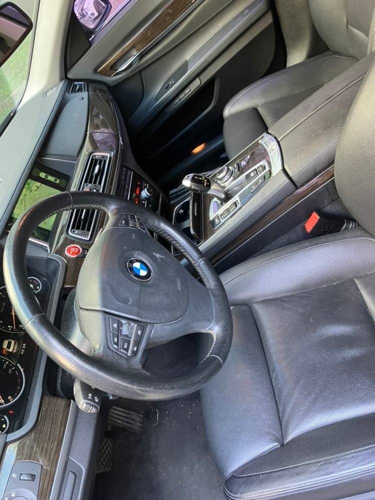 Bmw 2013 740i 다크그레이 중고차 직거래 (5)