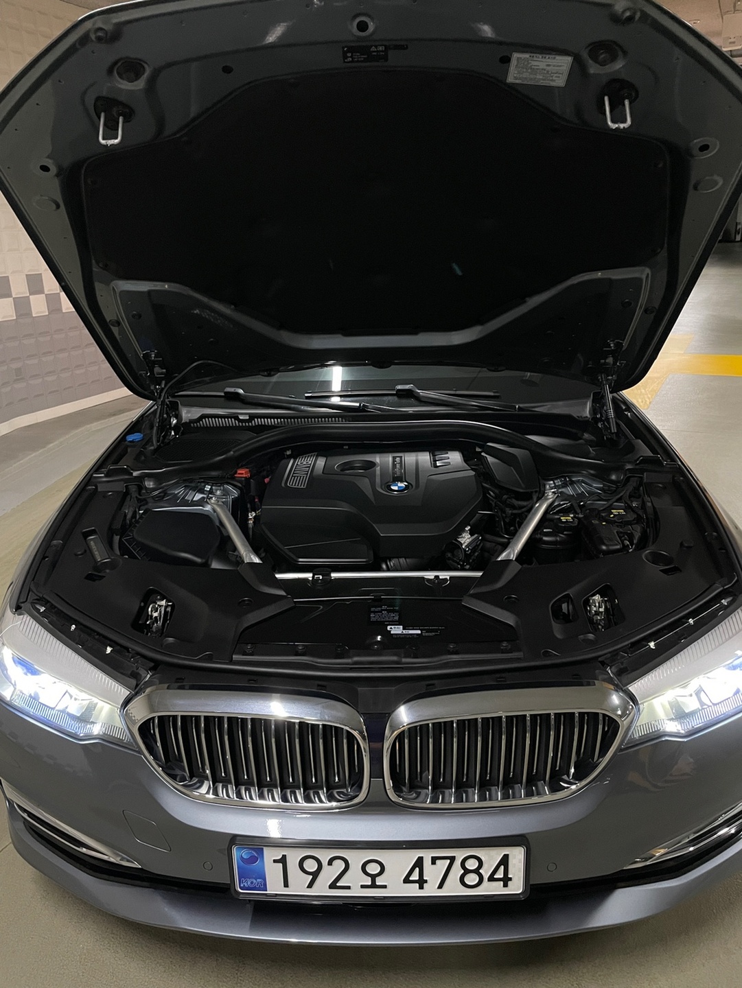 BMW 520i 럭셔리 판매합니다.
 중고차 직거래 (7)