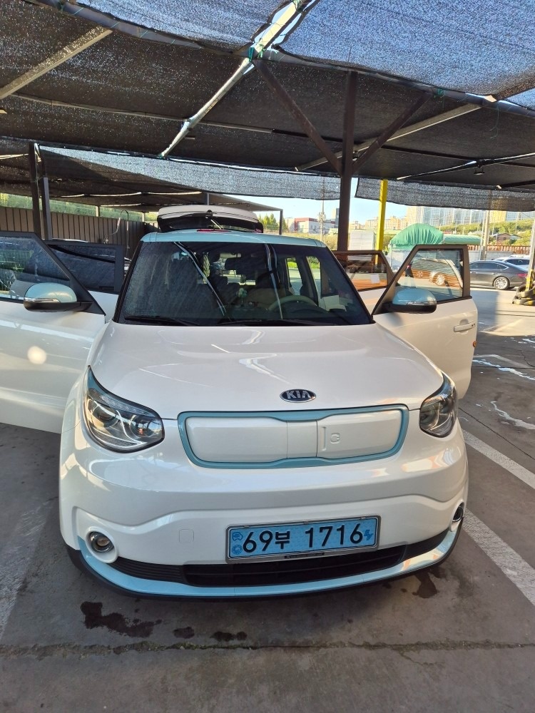 쏘울 EV PS BEV(30kWh) 180km 매물 썸네일