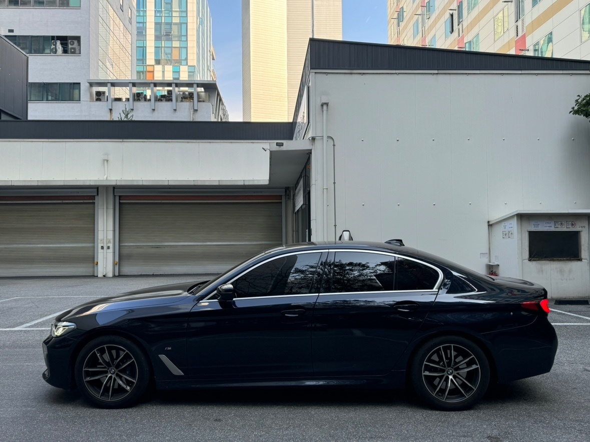 BMW 520i M Spt LCI
카 중고차 직거래 (3)