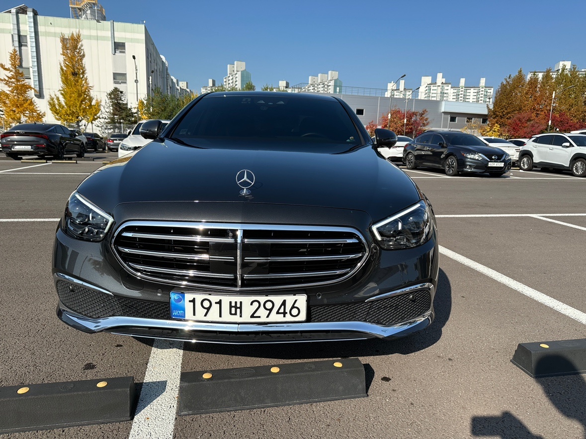 E 클래스 W213 E350 4Matic 후기형 (299마력) 매물 썸네일