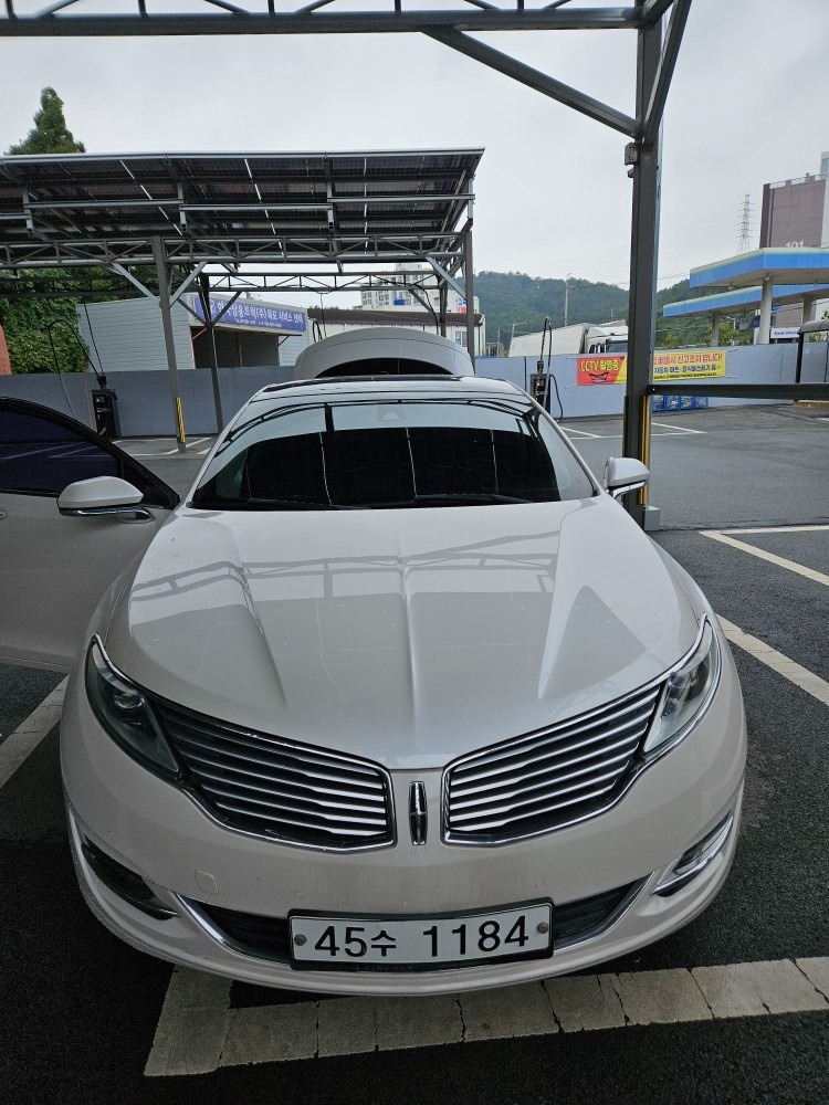 MKZ Ⅱ CD533 2.0 AWD 기본모델 매물 썸네일