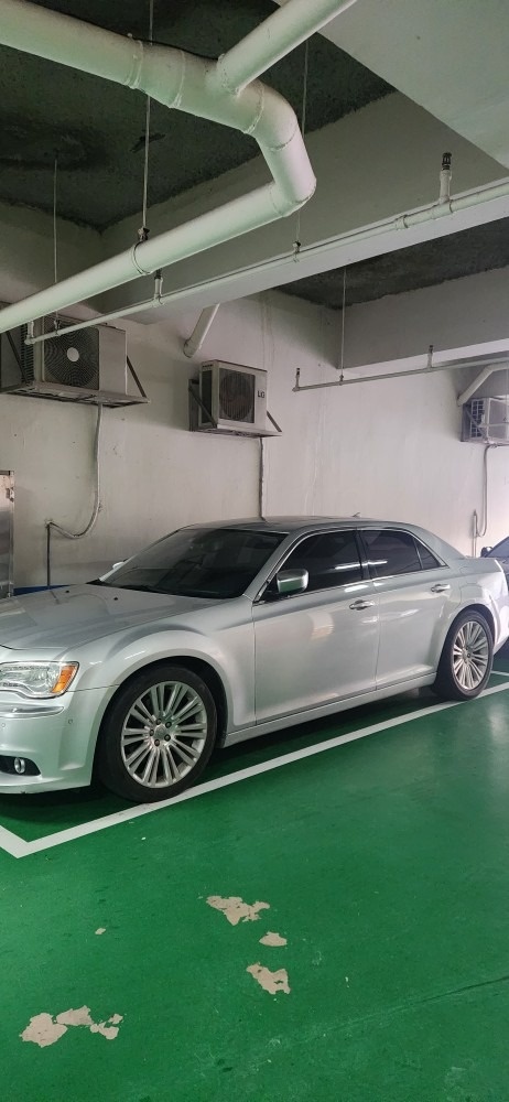 300C 3.6(VVT) V6 매물 썸네일