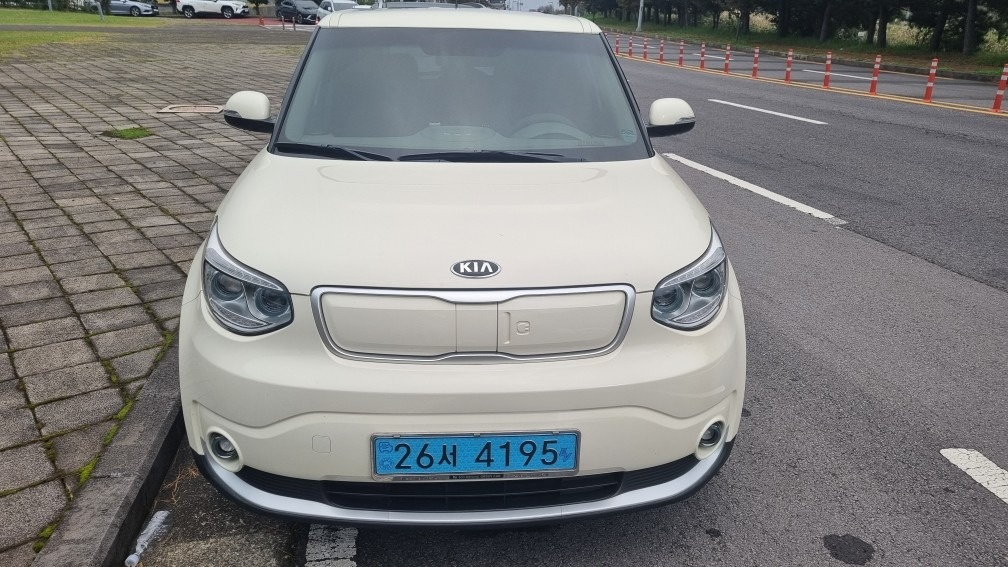 쏘울 EV PS BEV(30kWh) 180km 매물 썸네일