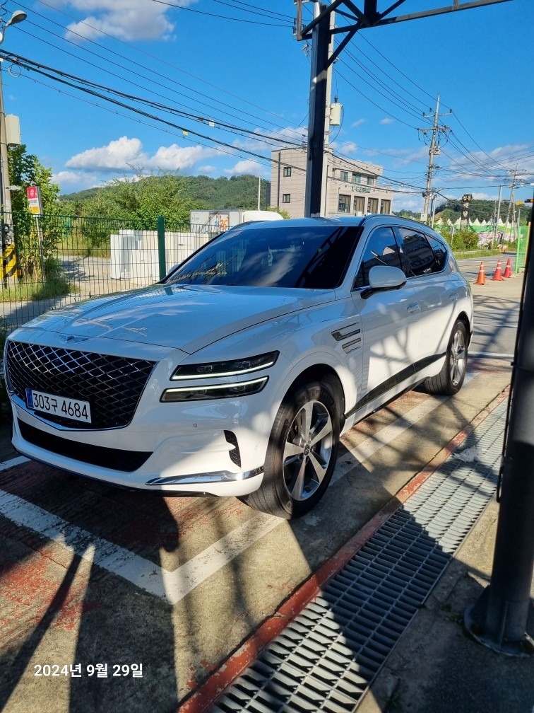 GV80 JX1 5인승(가솔린 2.5T) RWD 20인치 (기본 디자인) 매물 썸네일