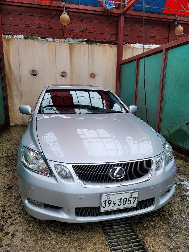 07년식 GS350 입니다~
이 연식