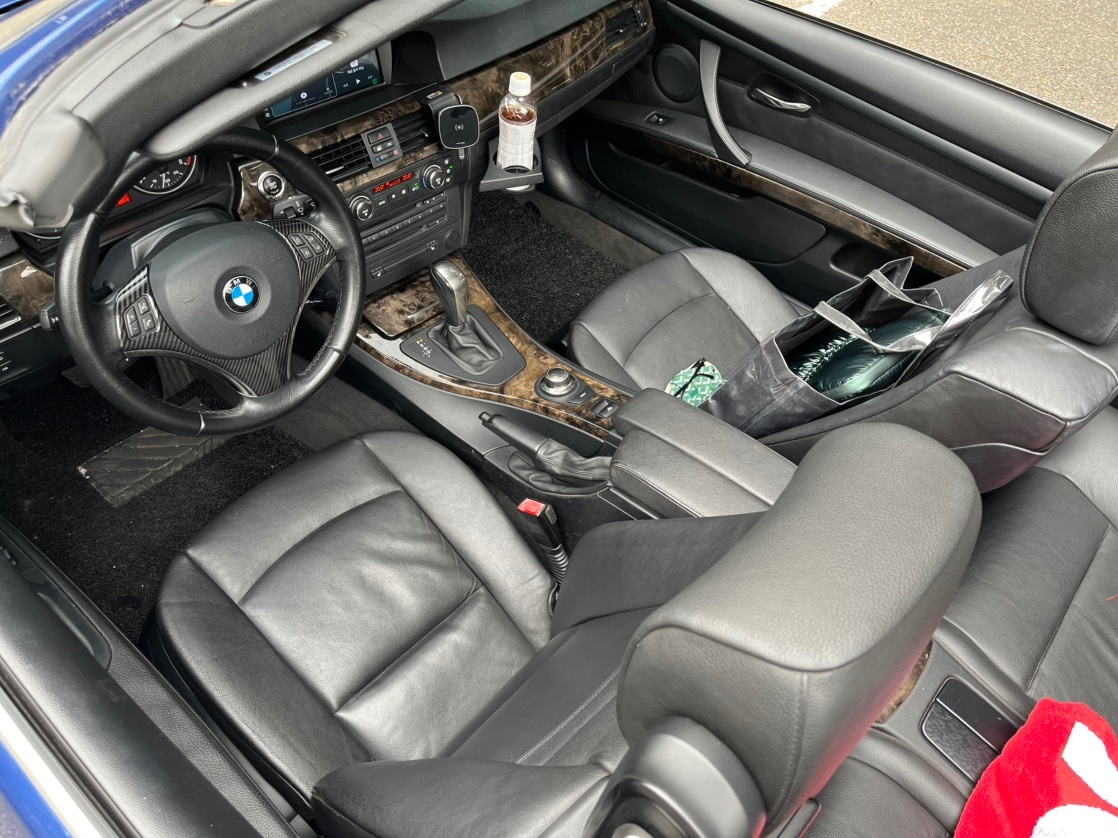 안녕하세요.

BMW E93 328i 중고차 직거래 (22)