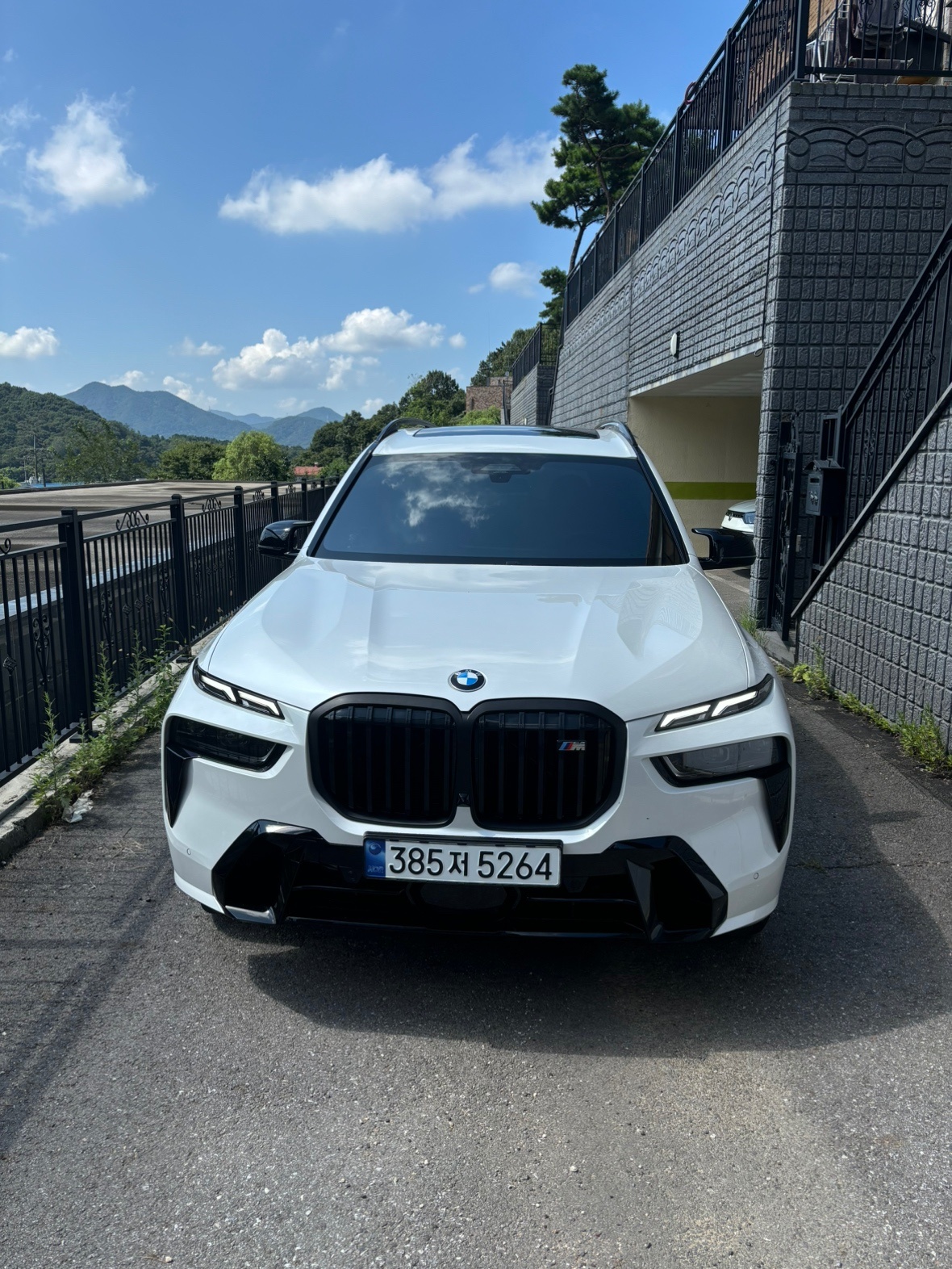 X7 G07 M60 i xDrive (530마력)M 스포츠 프로 매물 썸네일