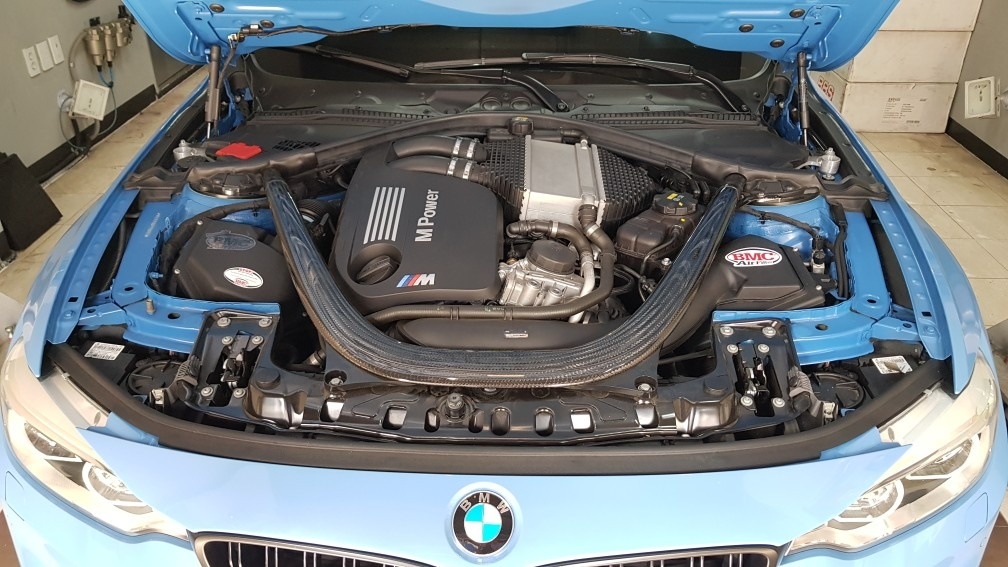 BMW M3(정품 퍼포배기장착)
15 중고차 직거래 (7)