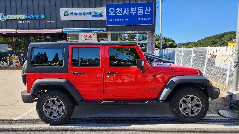 랭글러 JK 디젤 2.8 4WD 루비콘 4도어 매물 썸네일