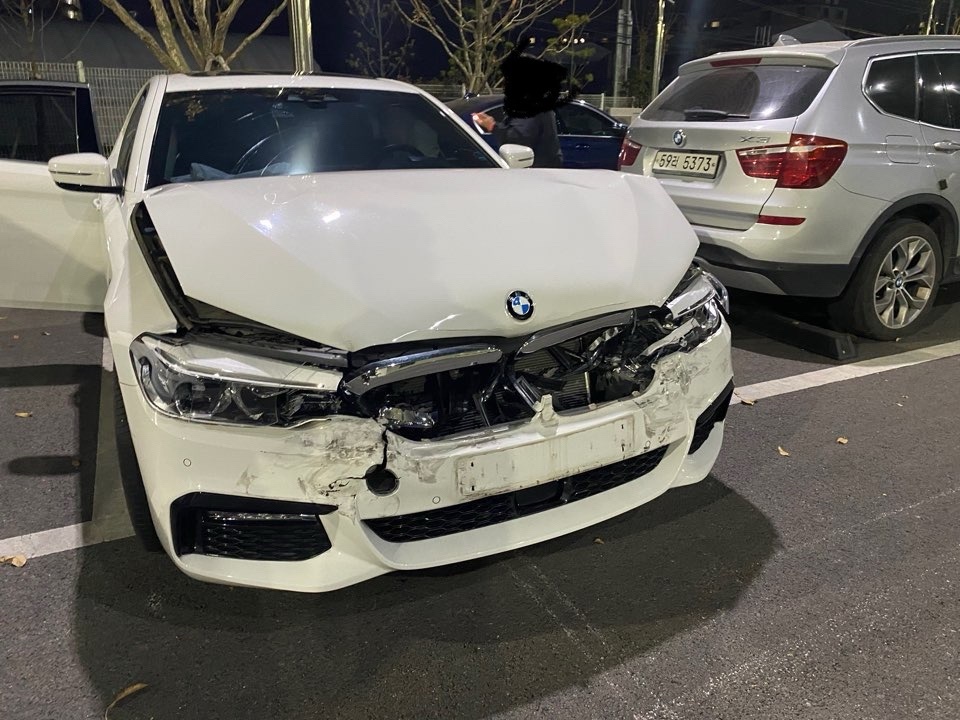 앞삼박 사고 있었습니다 
Bmw 천안 중고차 직거래 (9)